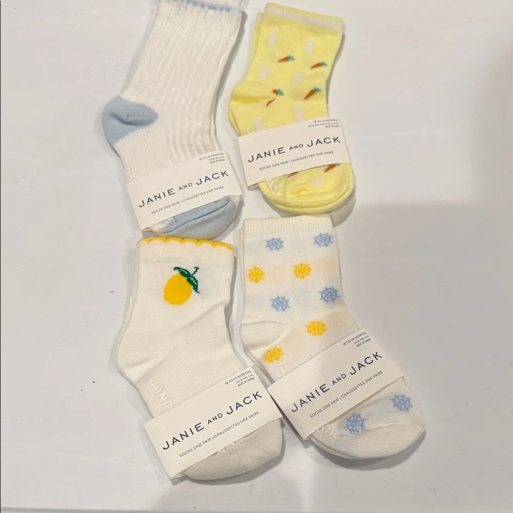 Janie and Jack Baby Socks Set size 18-24 months NWT